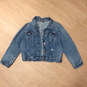 Cropped denim jacket